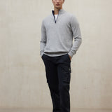 라이트 그레이 라치 스웨터