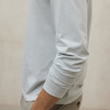 라이트 그레이 롱슬리브 라레도 티셔츠