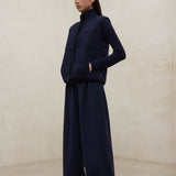 네이비 블루 스튜어트 베스트