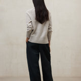 베이지 카퀴 스웨터