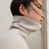 베이지 카퀴 스웨터