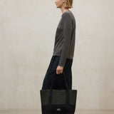 그린 칼레 티셔츠